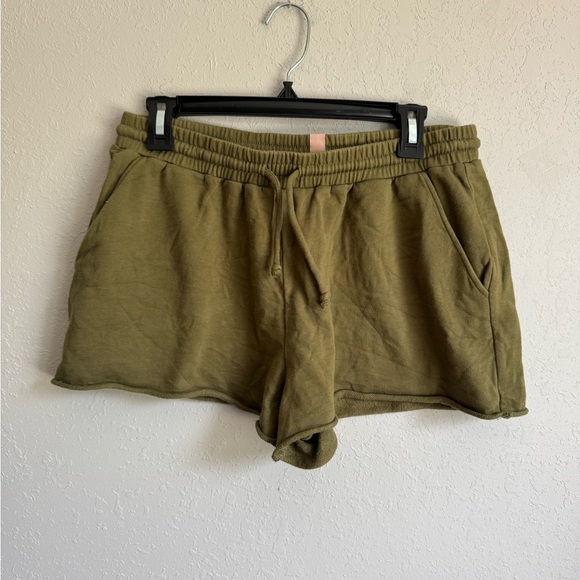 ThirdLove Pants - ThirdLove Green Casual Pull On Sweat Shorts Womens L Athletic Athleisure